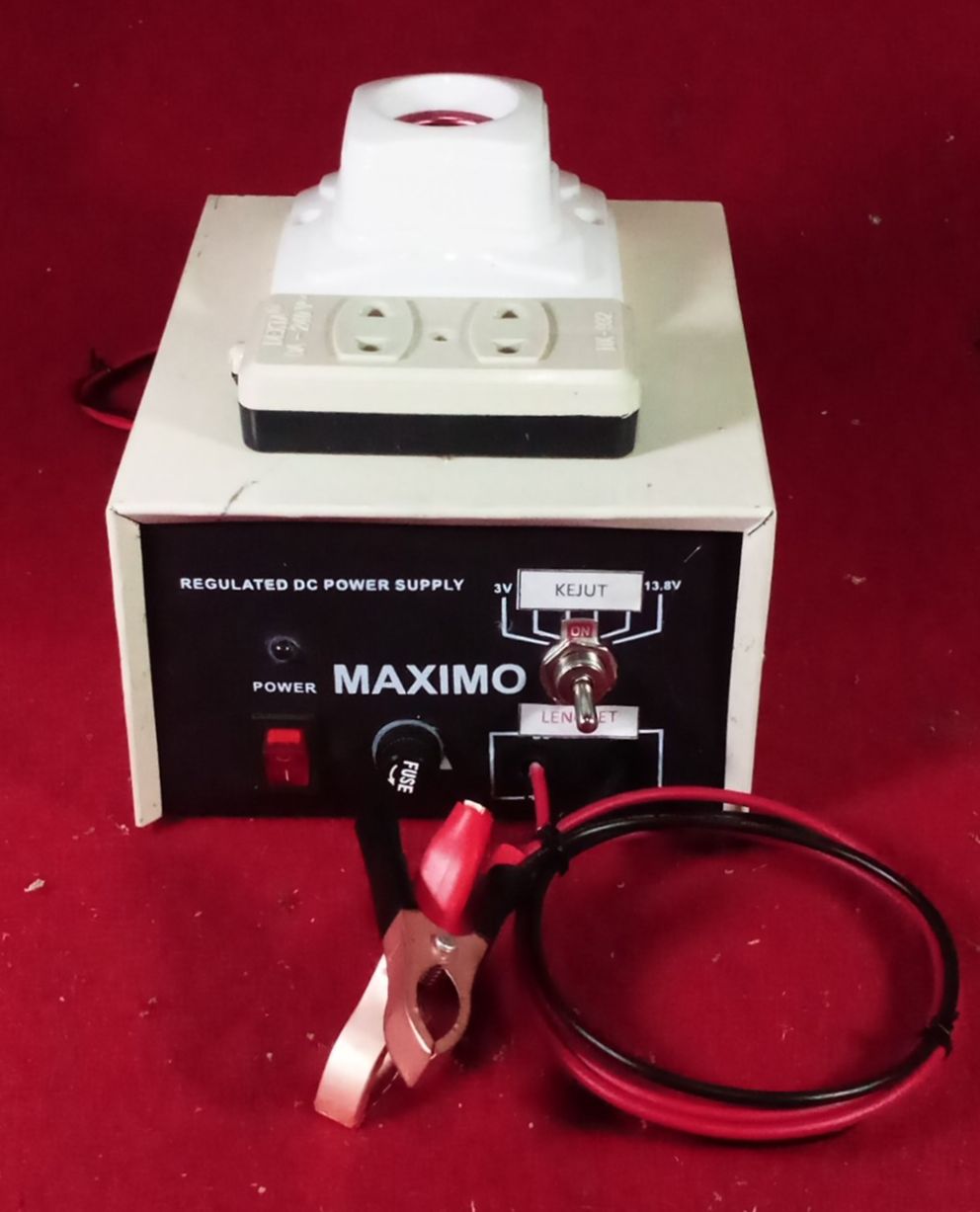 SETRUM HAMA BABI 5 AMPER KEJUT DAN LENGKET + LAMPU PIJAR " HARAP MEMBACA DETAIL PRODUK SEBELUM MEMBELI" Harga  550,000 rupiah*Gratis Ongkir