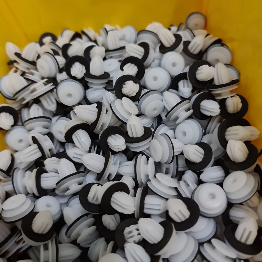 Harbot Buttons Door Trim Clips Universal Avanza Xenia Rush Innona Etc Harga 24,000 rupiah*Gratis Ongkir