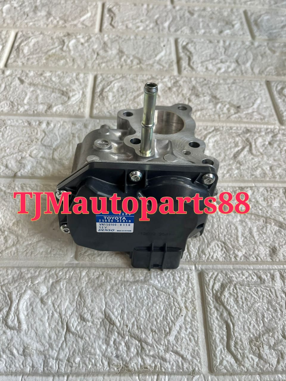 Valve EGR Innova Reborn Fortuner VRZ Hilux Revo 25800-0E010 Original Harga 2,000,000 rupiah*Gratis Ongkir