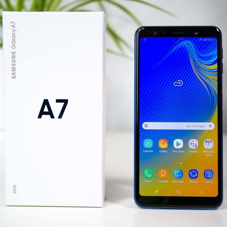 Samsung Galaxy A7 2018 (6/128GB) Garansi Harga  950,000 Ringgit*Penghantaran Percuma