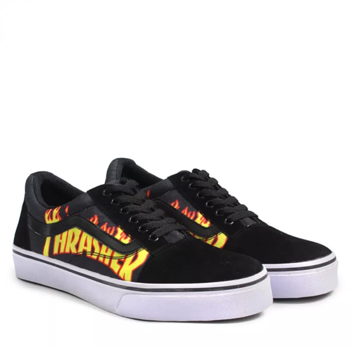 sepatu vans thrasher