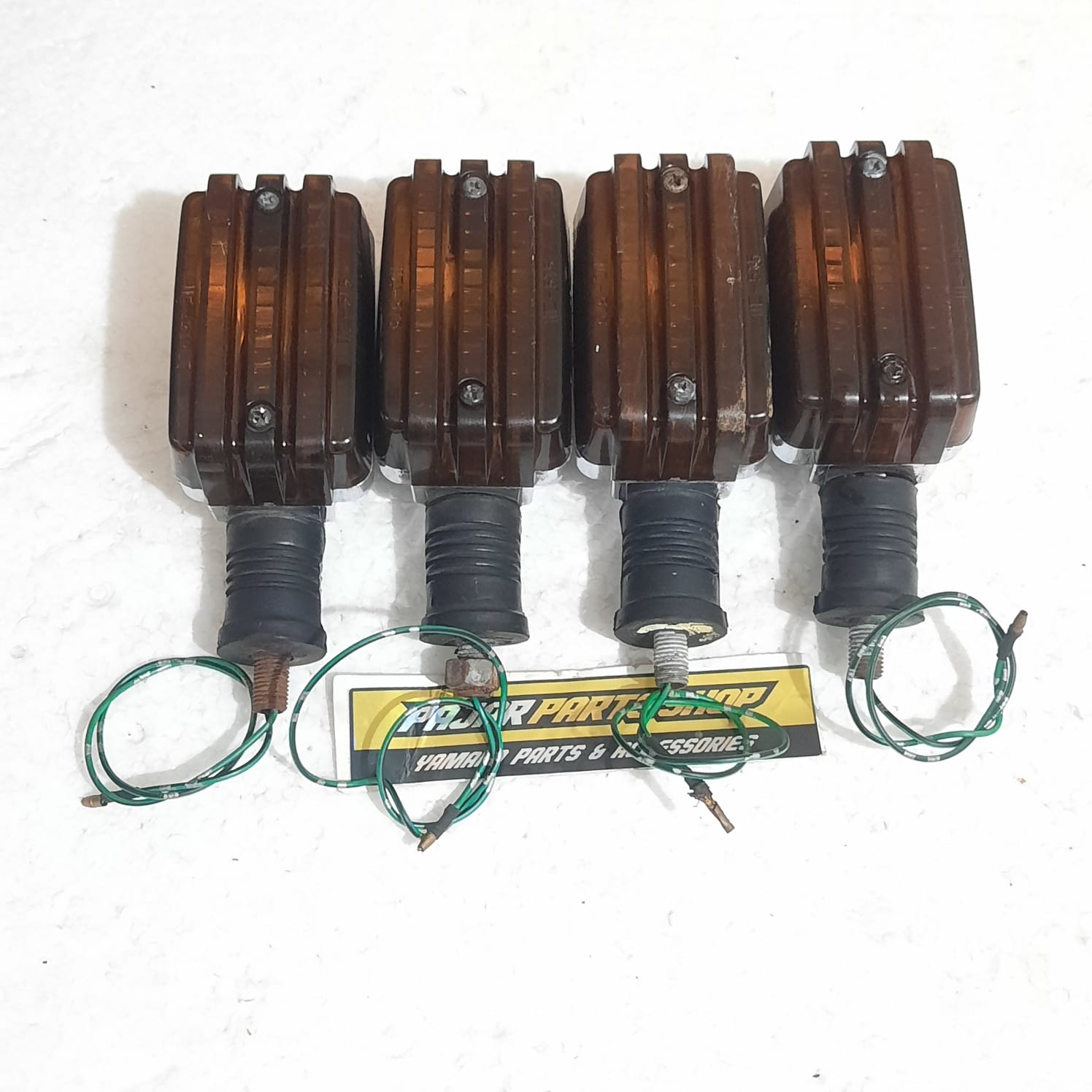 LAMPU SEIN SEN KOTAK RX KING TAHUN TUA RXS RX KING MASTER COBRA ORIGINAL COPOTAN Harga 500,000 rupiah*Gratis Ongkir