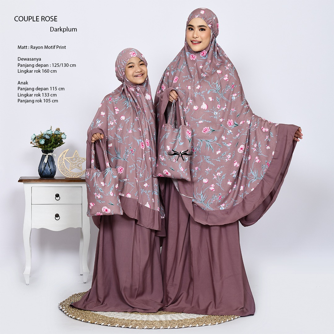 Mukena Bali Couple smoke Aulia