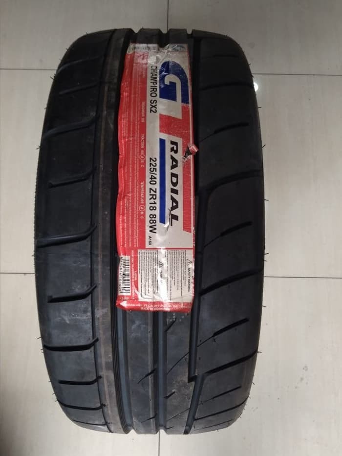 Ban Mobil GT Radial Champiro SX2 Semi slick 225-40 R18 Untuk Mobil Celica, VW, Mercy Harga 1,325,000 rupiah*Gratis Ongkir