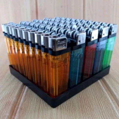 KOREK API 50 Pcs / 1 Box - Korek Api Gas Harga  47,000 rupiah*Gratis Ongkir