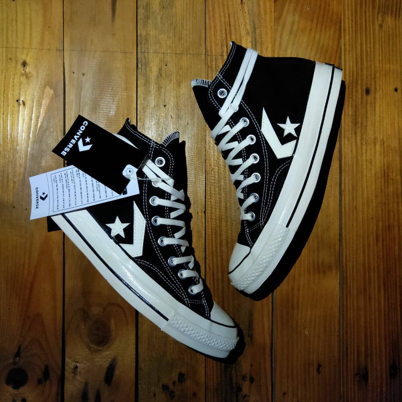spurs chuck taylors