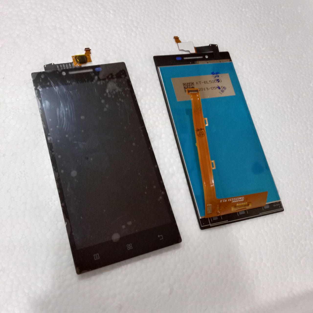 LCD TOUCHSCREEN LENOVO P70 P70A FULLSET 