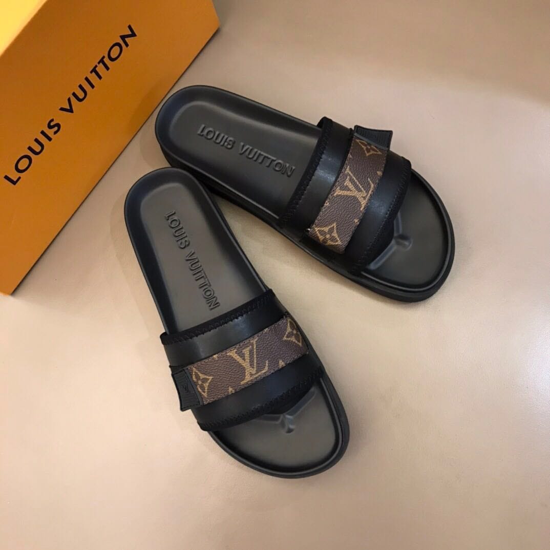 men lv slippers