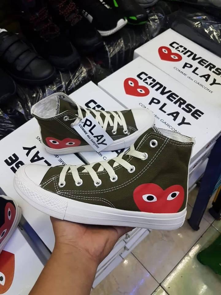 sepatu converse play love