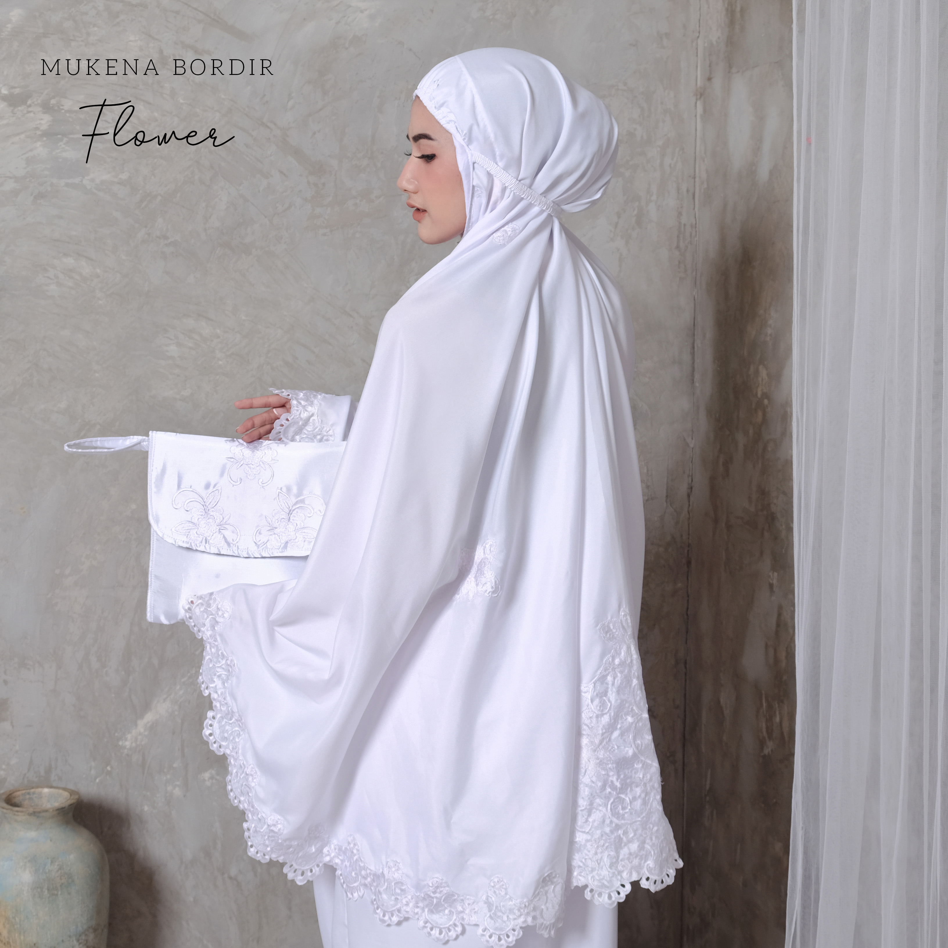 Mukena Dewasa Putih Bordir Polos Katun Mikro