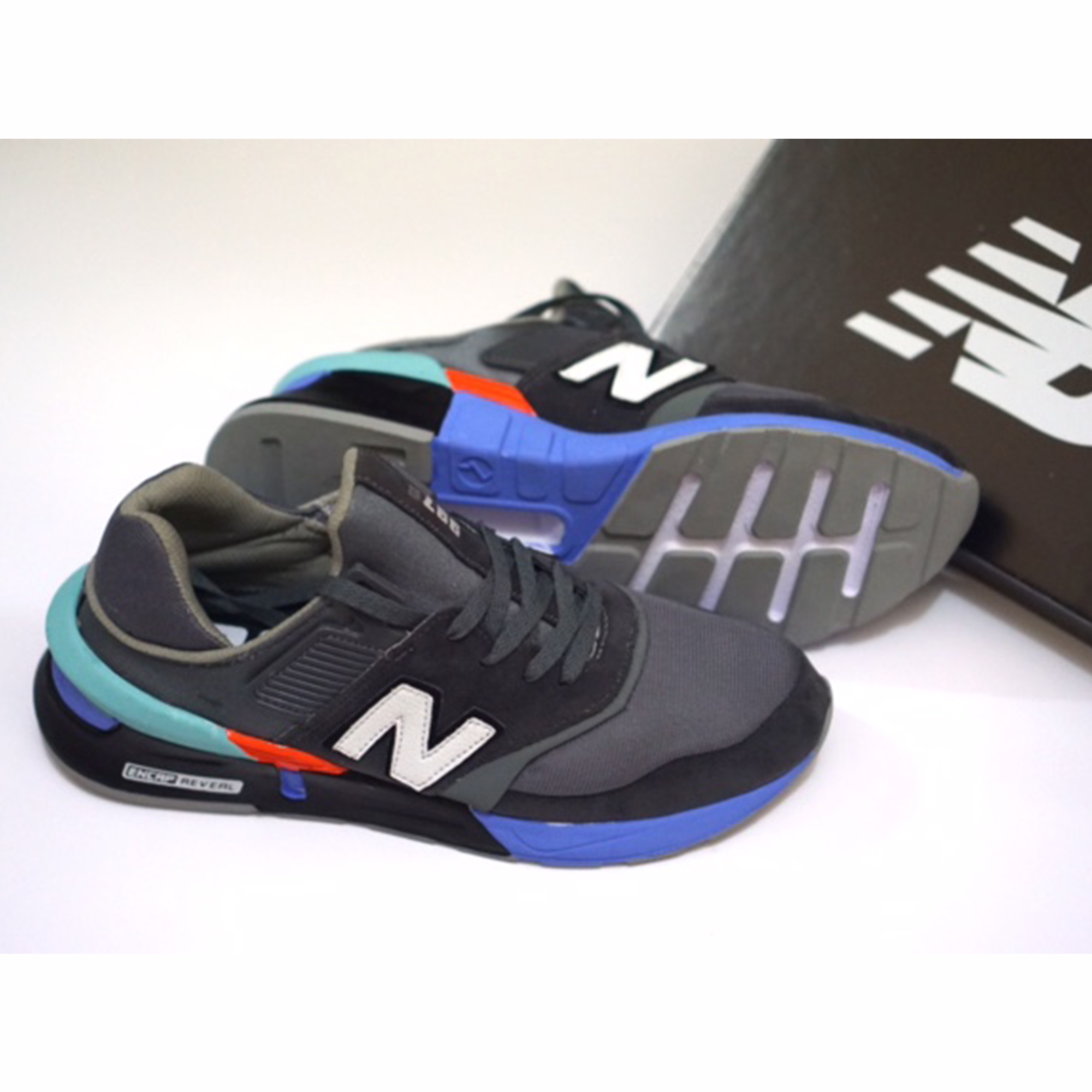 Harga new balance outlet encap reveal