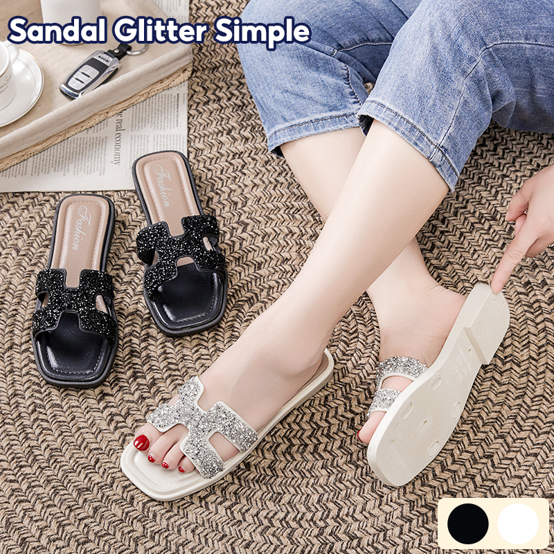 YooWoo Sandal Bling Wanita / Sandal Teplek Wanita / Sandal Slop / Sandal Flat / Sandal Wanita Empuk Model Teplek - Merek YooWoo Harga 37,990 rupiah*Gratis Ongkir