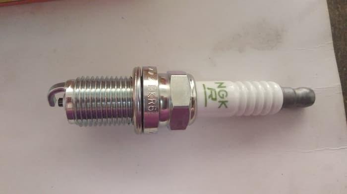 Busi Spark Plug Mobil Toyota Corolla EE 100 1.3 BP6EY NGK Asli PROMO Harga  27,299 Ringgit*Penghantaran Percuma