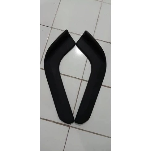 Universal Black Bumper Winglet Lips 69X40Cm Harga 22,681 rupiah*Gratis Ongkir