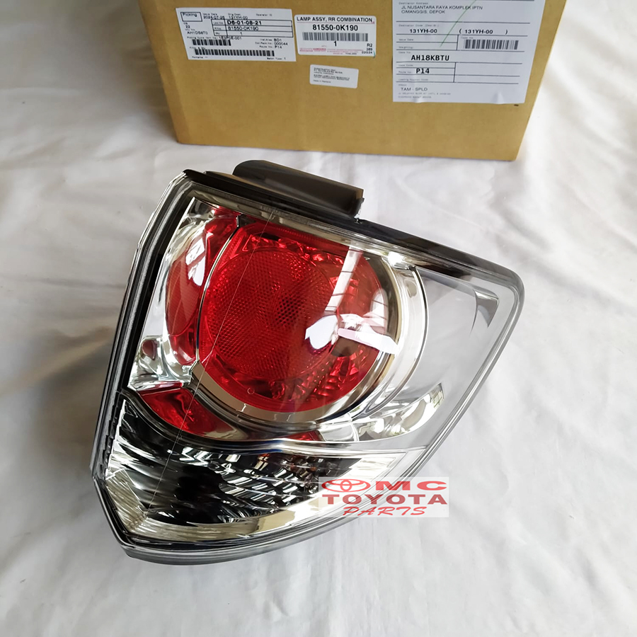Lampu Stop Lamp Belakang Kanan Kiri Fortuner VNT 2012-2015 81550-0K190 81560-0K200 Harga 585,000 rupiah*Gratis Ongkir