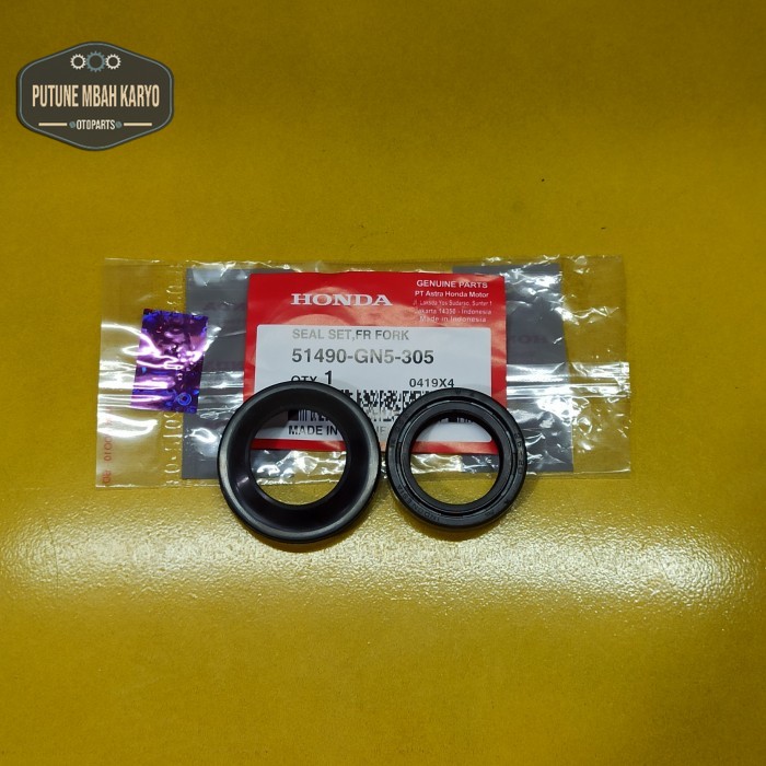 Seal Shock Tutup Abu Depan Honda Beat Vario Supra X 125 Blade Revo GN5 Harga  9,508 Ringgit*Penghantaran Percuma