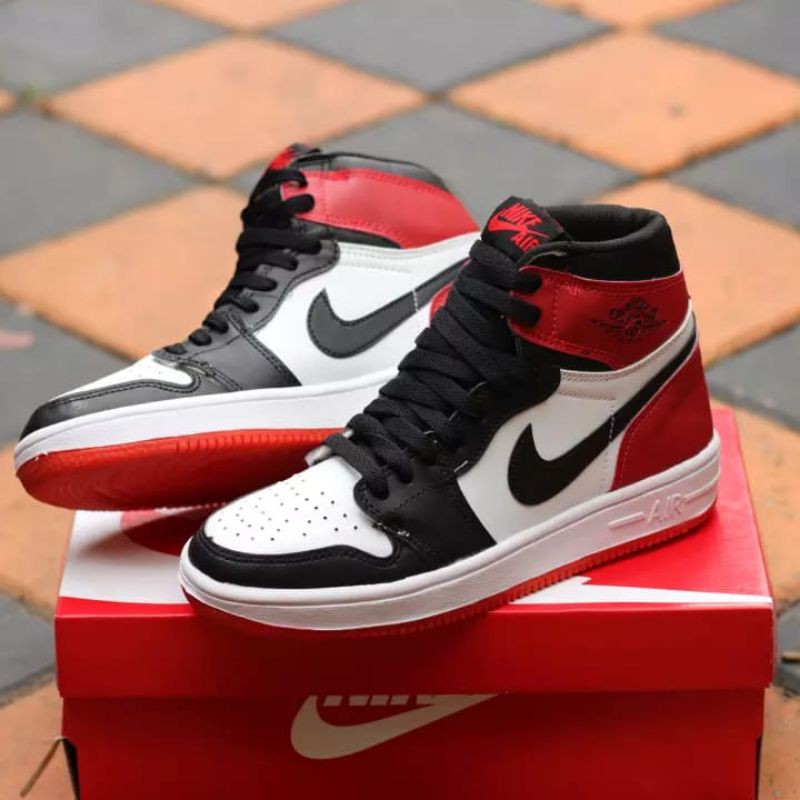 sepatu basket nike air jordan