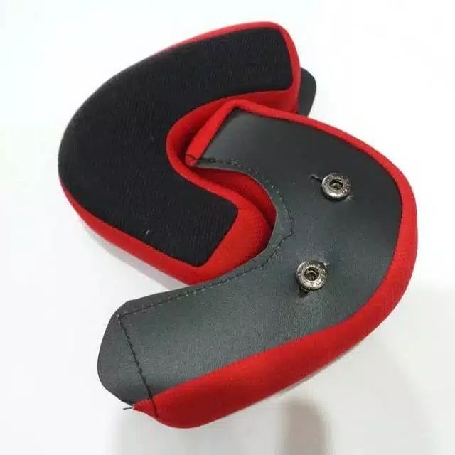 Busa helm kyt dj maru-busa pipi kyt dj maru kancing besik + kancing plastik kanan dan kiri Harga 17,000 rupiah*Gratis Ongkir