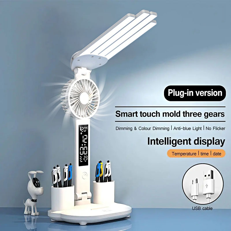 3 IN 1 Lampu Meja Multifungsi LED Lipat Empat Kepala dengan Kipas Jam Kalender Lampu Meja USB Isi Ulang Lampu Baca 3 Warna JBI - Merek OEM Harga 115,000 rupiah*Gratis Ongkir