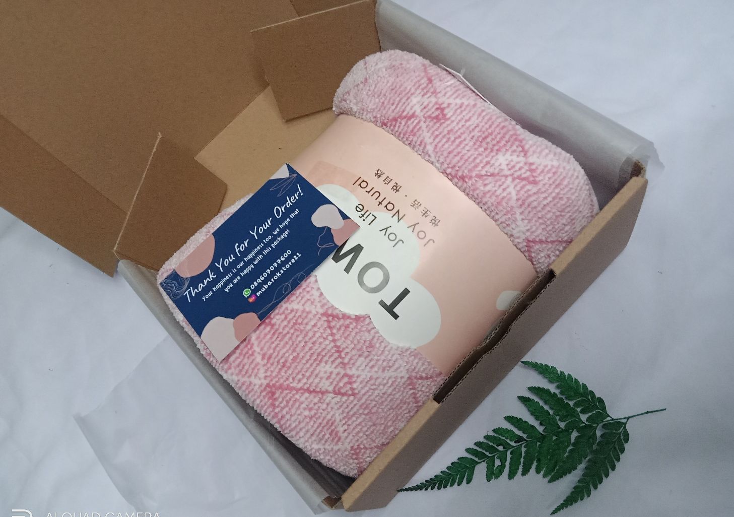 Hamper Single Towel Premium Hadiah Pernikahan hadiah box Handuk Premium Ukuran 70x140 Motif Cantik War…