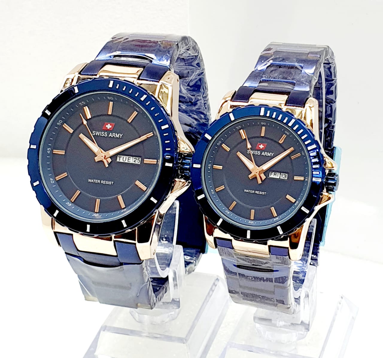 JAM Tangan Couple Pria Wanita Rantai Stainless Tanggal DAN Hari Aktif Free BOX DAN Baterai Cadangan Bi…