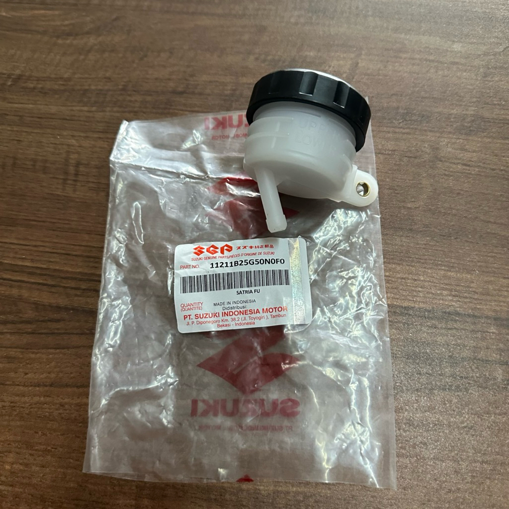 Satria Fu Mini Slant Rear Brake Oil Tube Master Brake Cylinder Oil Container Motorcycle Disc Oil 150 Fu150 Gsx R S Shogun Sp Boss Bandit Giá 8,936 Đồng*Miễn phí vận chuyển