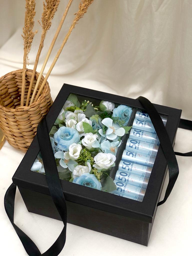 Hampers Kado Ulang Tahun Wisuda hadiah box Uang Kado Nikah Buket Bunga BOX Hadiah Ulang Tahun Gratis K…