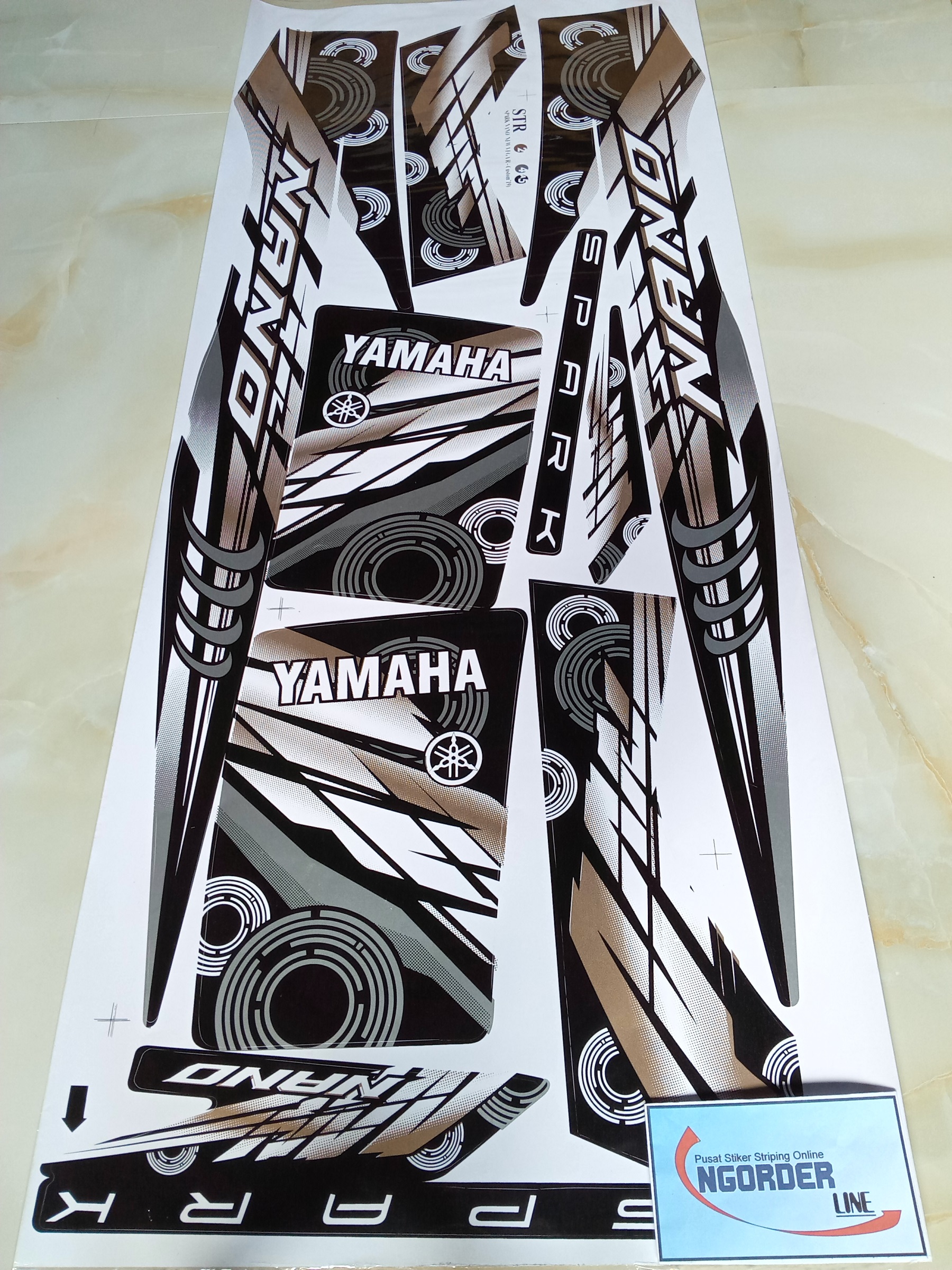 Striping Sticker Lis Variasi Motor Yamaha Vega R New Custom Abu Abu Lazada Indonesia