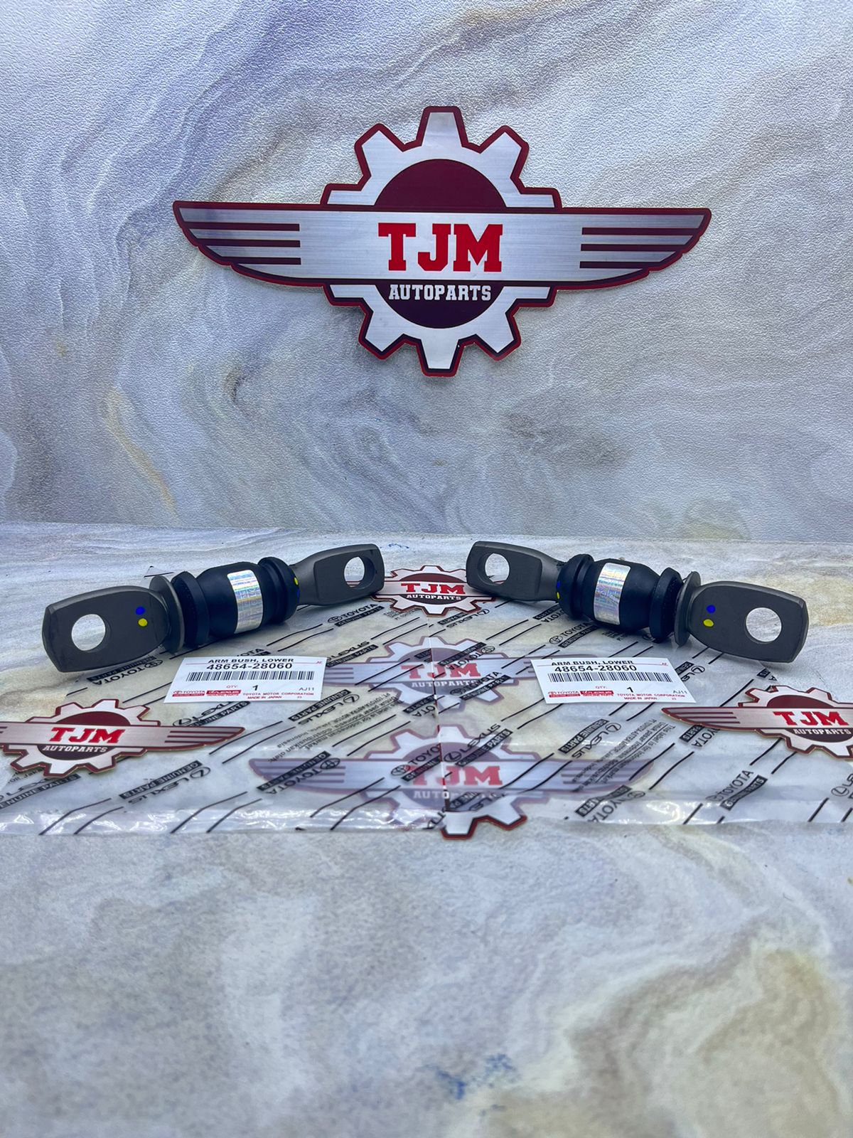 Bushing Lower Arm Kecil Bosh Sayap Kecil Camry Alphard Harrier Harga 140,000 rupiah*Gratis Ongkir