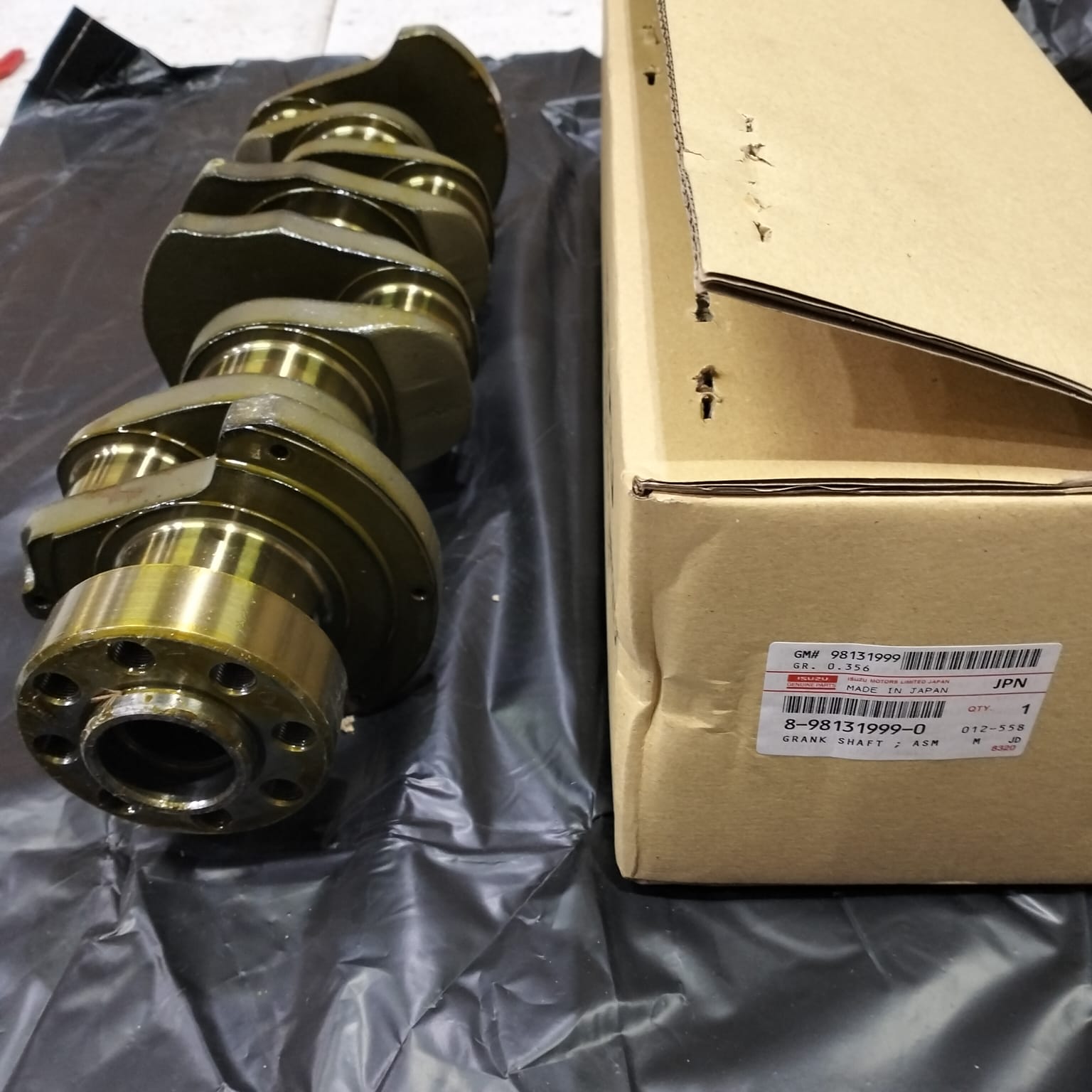 Ker as crutch as Grank crankshaft Isuzu DMAX 2500 CC 4jk1 made in Japan OEM part number 8-98131999-0 Harga 5,450,000 rupiah*Gratis Ongkir
