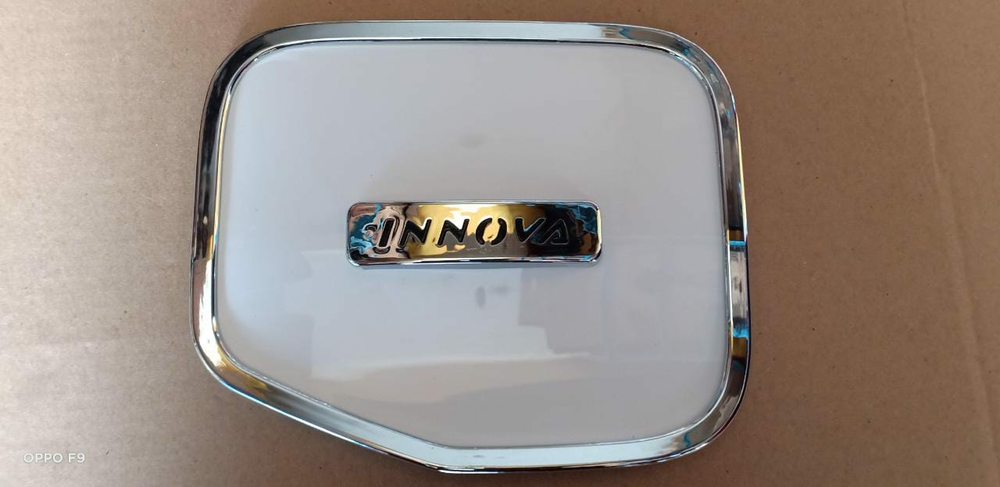 CE1-HYB- AI16VPH TANK COVER TOYOTA INNOVA 16 UP TANK COVER INNOVA REBORN TUTUP BENSIN TOYOTA INNOVA TUTUP BENSIN INNOVA 16 KEATAS TUTUP TANGKI TOYOTA INNOVA REBORN TUTUP TANGKI INNOVA REBORN TUTUP TANGKI BENSIN TOYOTA ALL NEW INNOVA HYBRID PUTIH HITAM Harga 40,000 Ringgit*Penghantaran Percuma