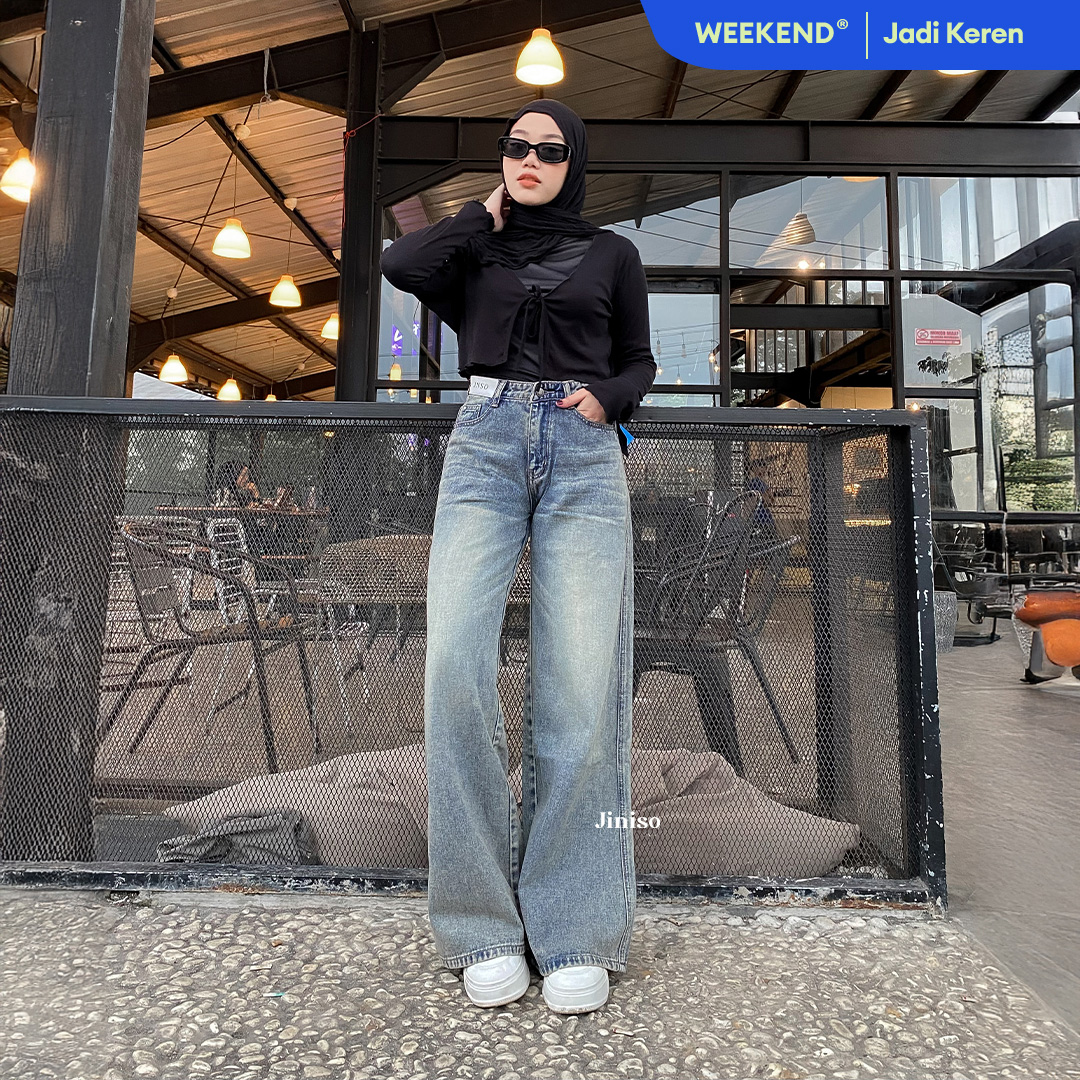 Jiniso-highwaist oversize baggy loose jeans 777 weekend Harga 227,500 rupiah*Gratis Ongkir