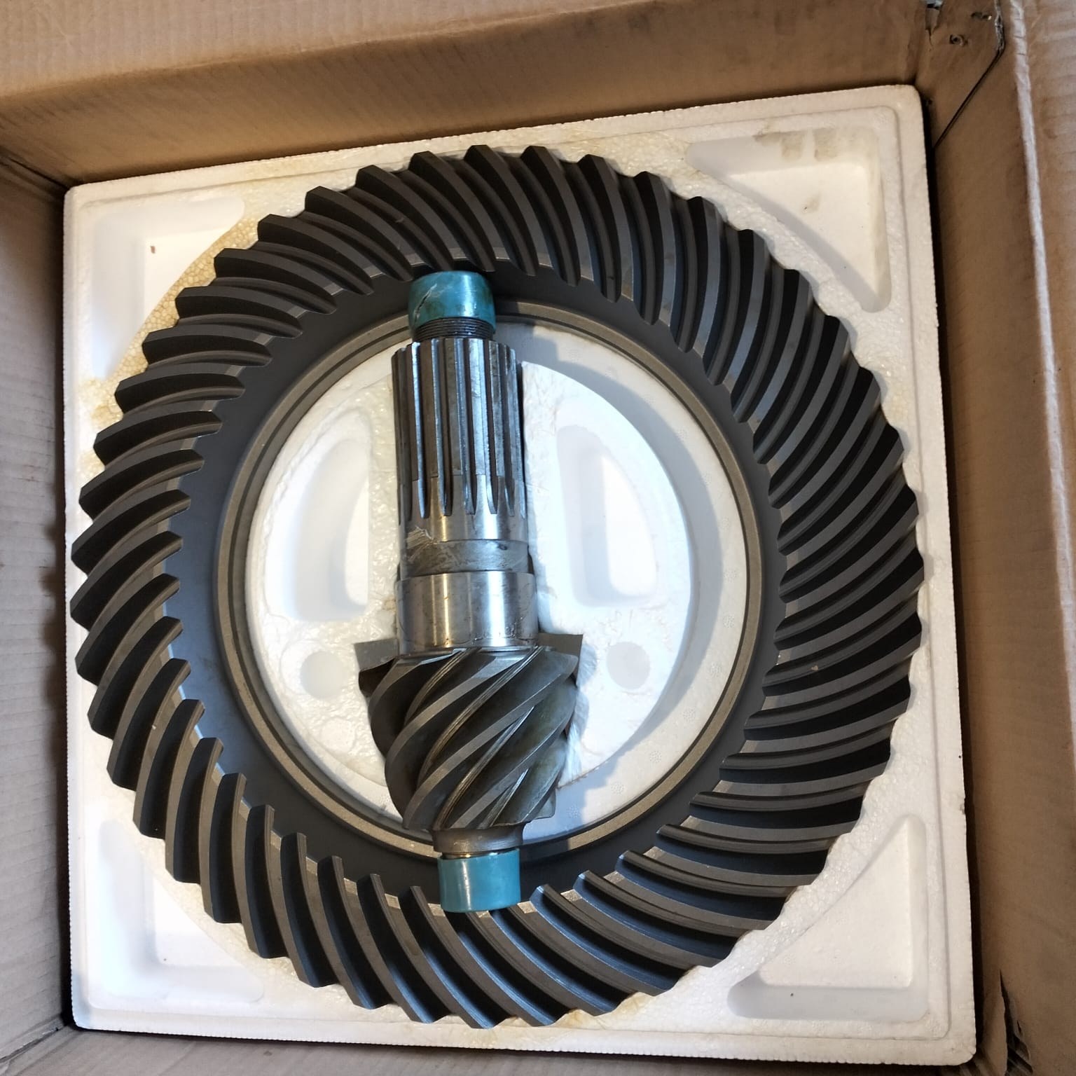 Gear set pinion crown gear tooth pineapple 7x45 Isuzu GIGA fvz OEM part number 1-41210474-0 Harga 7,450,000 rupiah*Gratis Ongkir