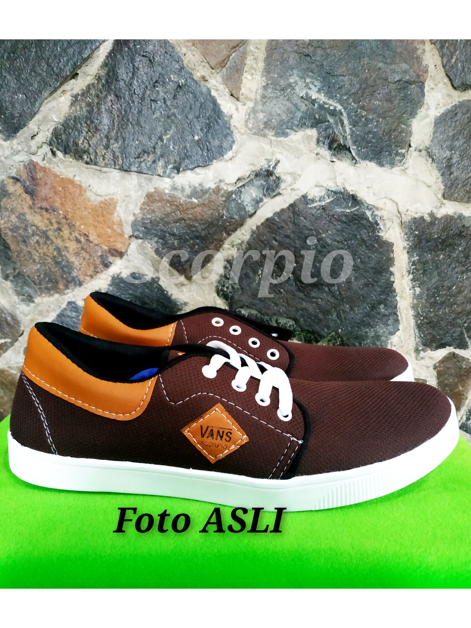 4 WARNA VNS KOTAK BIRU sepatu kasual pria cowok cowo olahraga sekolah sport sneakers sneaker kets lari casual formal kerja kantor santai biru navi navy denim jeans levis strip coklat cokelat merah maron hitam marun murah termurah bagus keren 4 WARNA VNS KOTAK BIRU sepatu kasual pria cowok cowo olahraga sekolah sport sneakers sneaker kets lari casual formal kerja kantor santai biru navi navy denim jeans levis strip coklat cokelat merah maron hitam marun murah termurah bagus keren