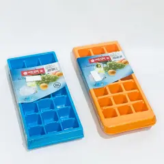 (SBR) Cetakan Es Batu -   Cetakan Es Batu Plastik - Tempat Es Batu Kotak Warna Slot 18 - Warna Random