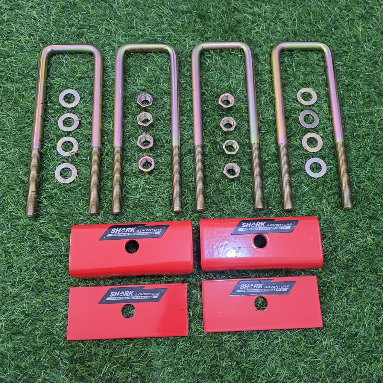 F-one shark FOS rear block lower kit lowering per rear leaf Toyota Hilux Vigo / Revo premium Harga 920,000 rupiah*Gratis Ongkir