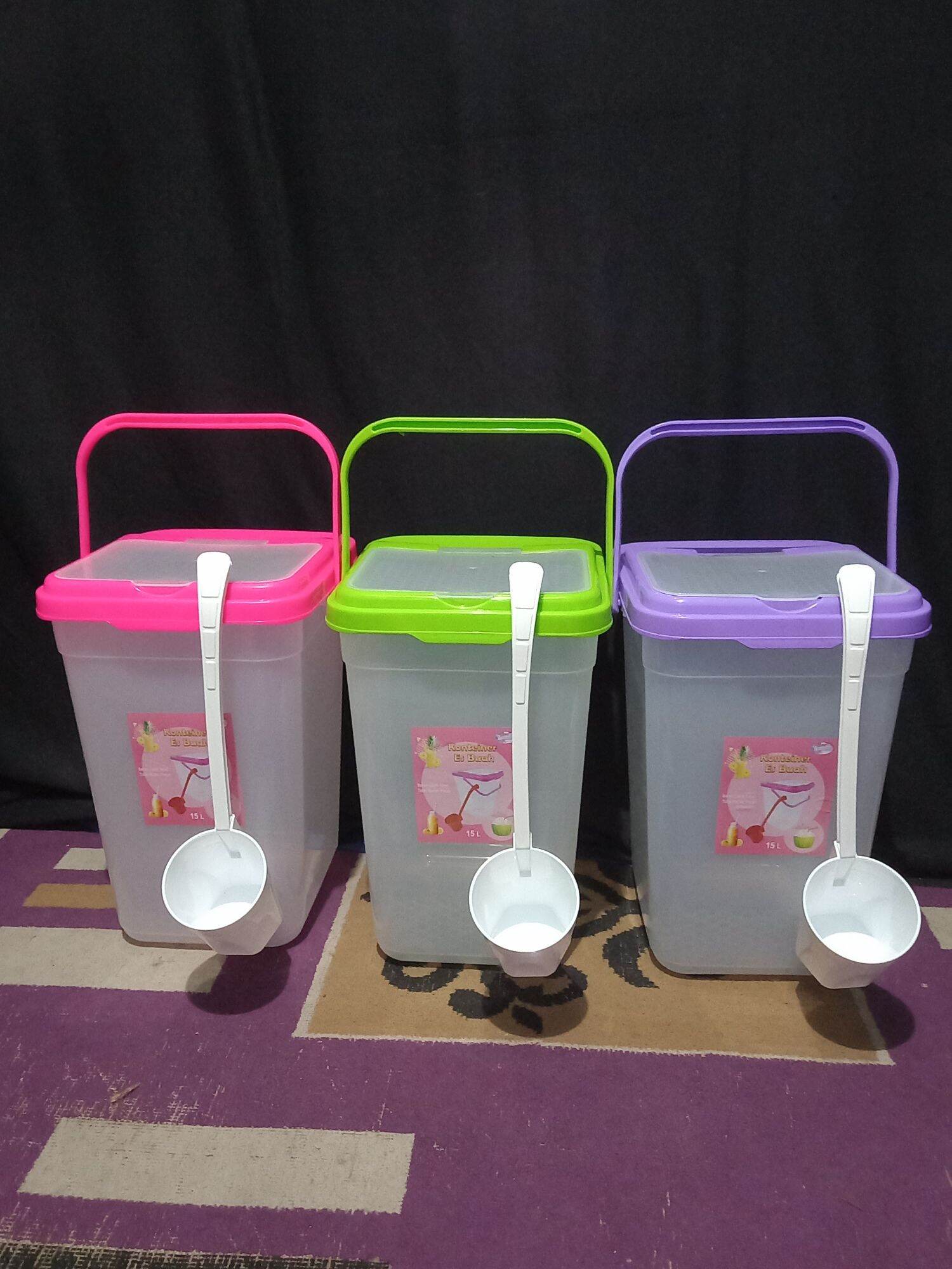 Mushukdan shilimshiqni yalash