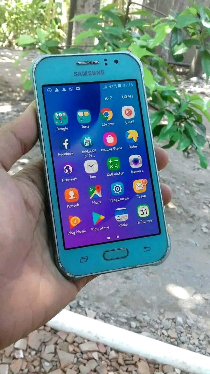 Let's Go Cheap Guys! Hp 100 Thousand Samsung J1 Ace 4g Lte Second Hand Normal Ready to Use Harga  189,990 Ringgit*Penghantaran Percuma