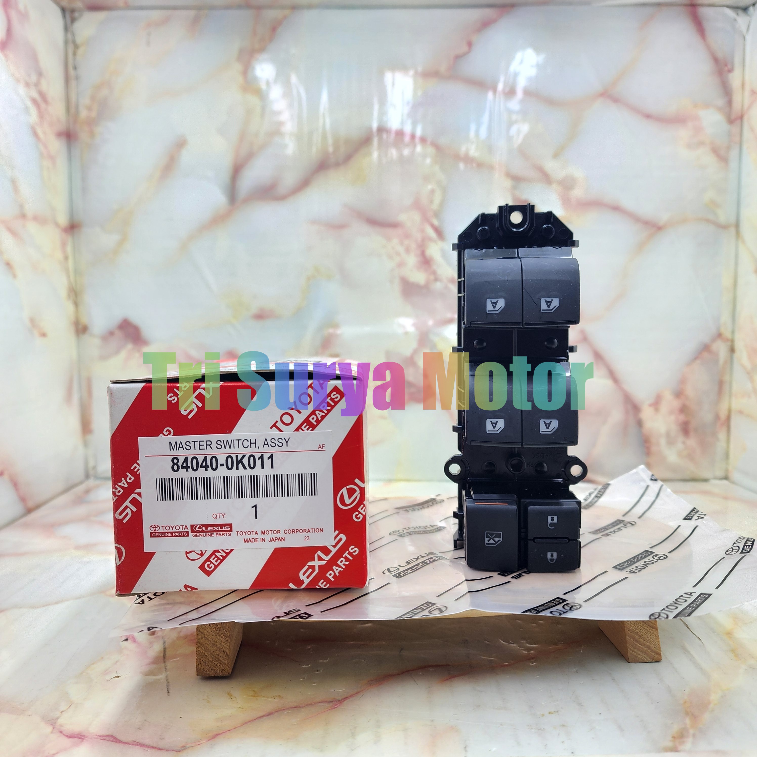 Saklar Switch Master Power Window Depan Kanan Fortuner VRZ Hilux Revo Innova Inova Reborn 84040-0K011 Ori Harga 950,000 rupiah*Gratis Ongkir