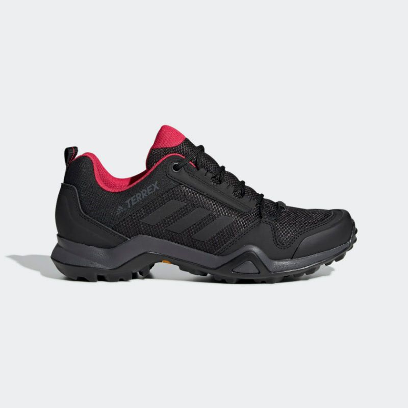 sepatu adidas terrex original