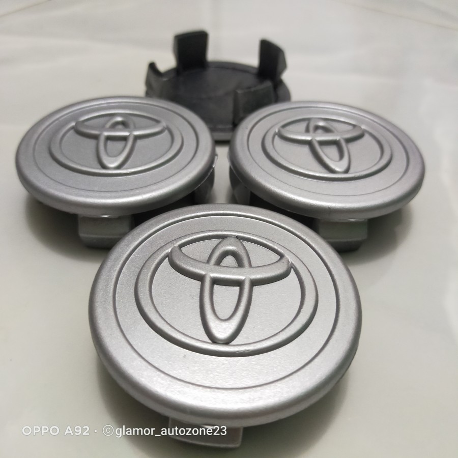 dop roda atau tutup velg innova kijang ring warna silver Giá 10,000 Đồng*Miễn phí vận chuyển