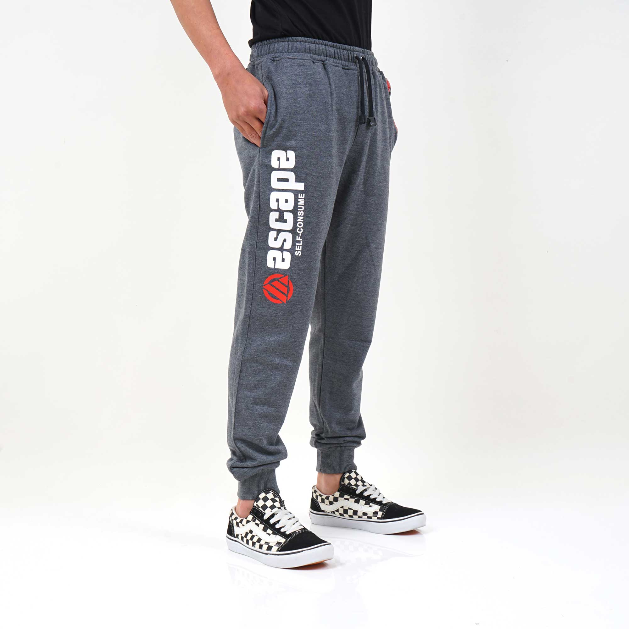 Escaperfect T-shirt Kaos Distro Pensive 