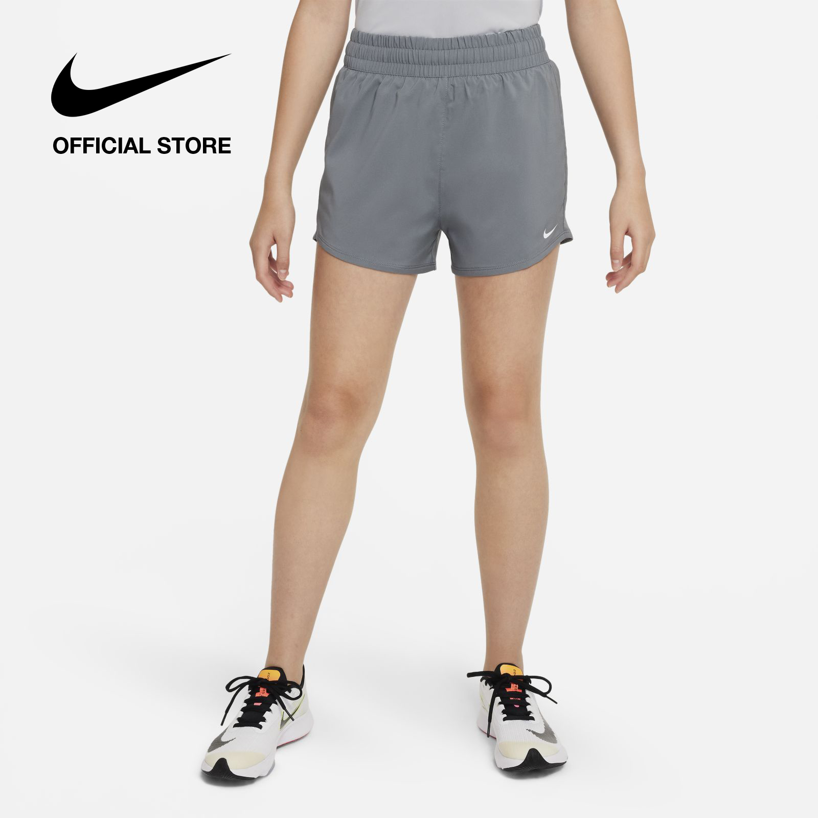 Nike elevate 3 hot sale running shorts