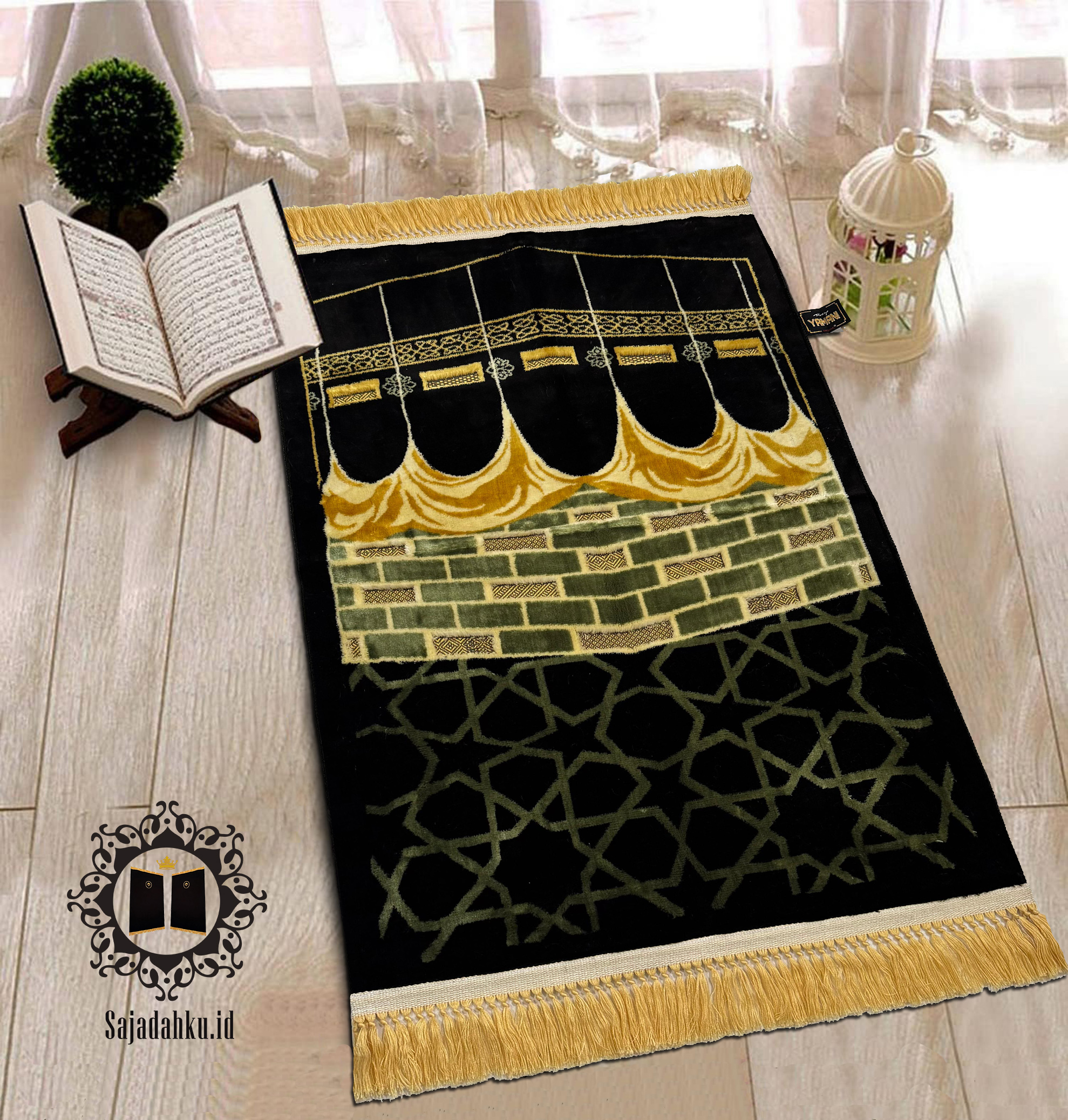 Sajadah Premium Kiswah Bahan Beludru Semi Karpet Tebal Halus Lembut Nyaman Dipakai