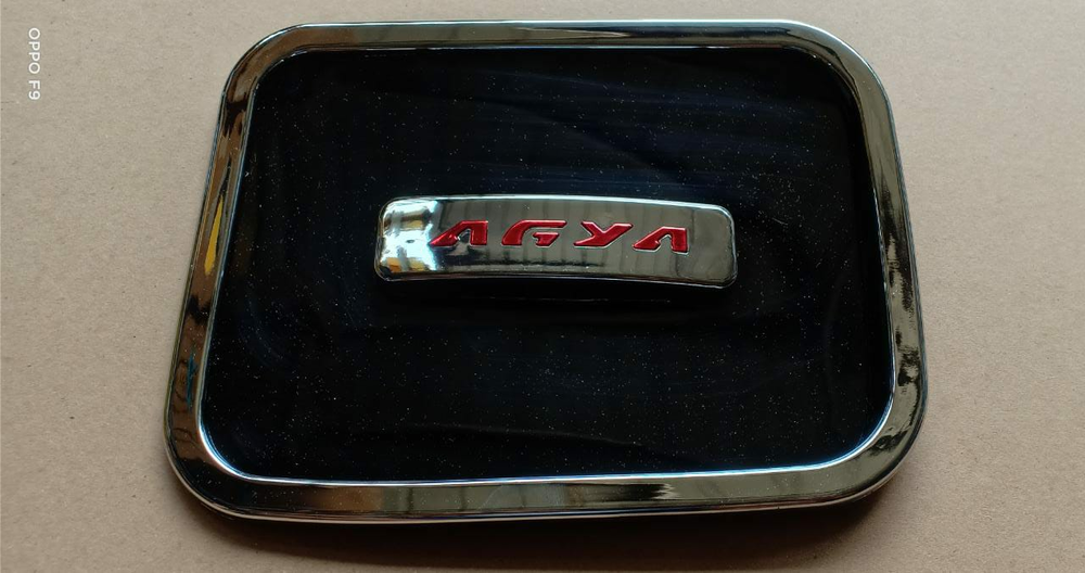 CE1-HYB-VRFTCZ TANK COVER TOYOTA AGYA TANK COVER AGYA TUTUP BENSIN TOYOTA AGYA TUTUP BENSIN AGYA TUTUP TANGKI TOYOTA AGYA TUTUP TANGKI AGYA TUTUP TANGKI BENSIN TOYOTA AGYA TUTUP TANGKI BENSIN AGYA HYBRID HITAM LOGO MERAH Harga 40,000 rupiah*Gratis Ongkir