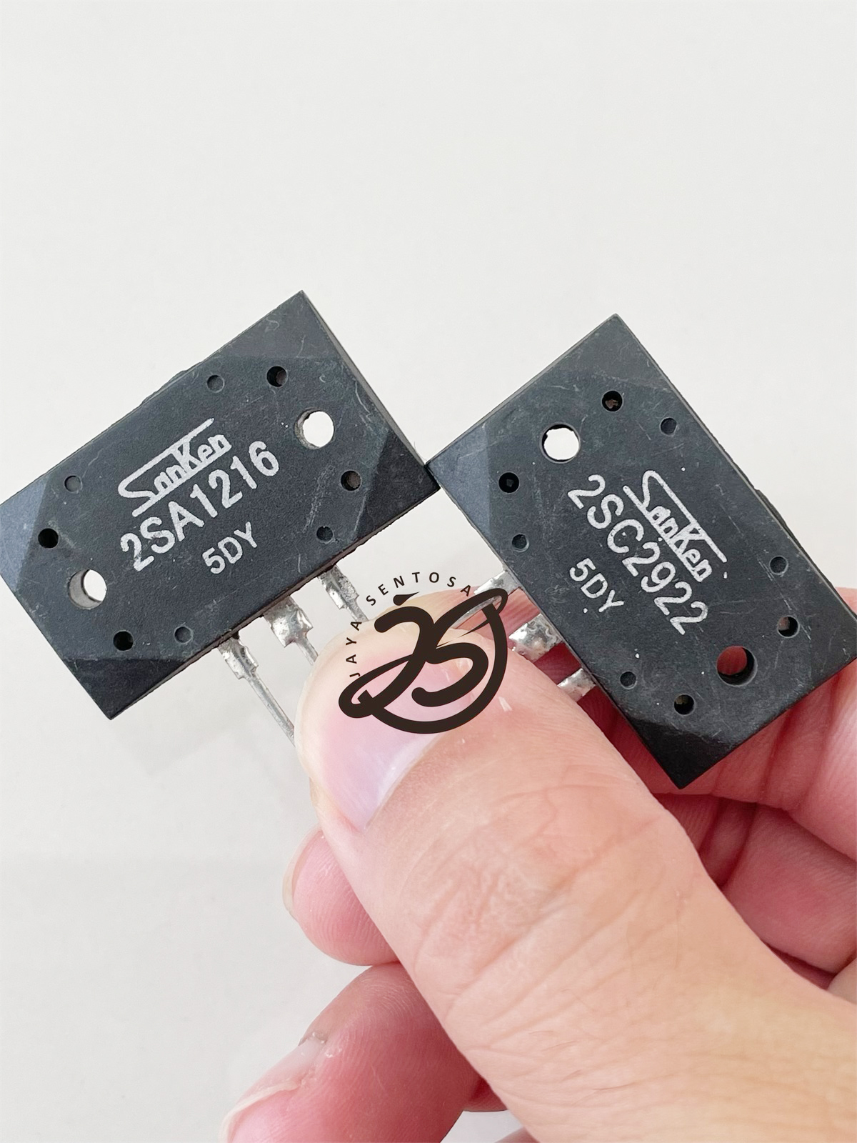 SANKEN A1216 C2922 5DY CINA (1 set) ASLI ORIGINAL CINA TRANSISTOR A 1216 - C 2922 (ORI CINA) A1216-C2922 5DY CINA ORI ASLI IC FET Harddisk Eksternal enyimpanan Data Penyimpanan NAS Penyimpanan Penyimpanan untuk Mac XQD Cards - Merek Sanken Harga 31,000 rupiah*Gratis Ongkir