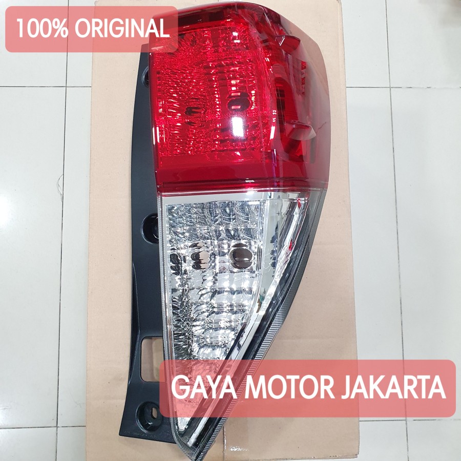 LAMPU STOP-STOPLAMP BELAKANG KANAN TOYOTA INNOVA REBORN 81551-0K240 Harga 896,000 rupiah*Gratis Ongkir