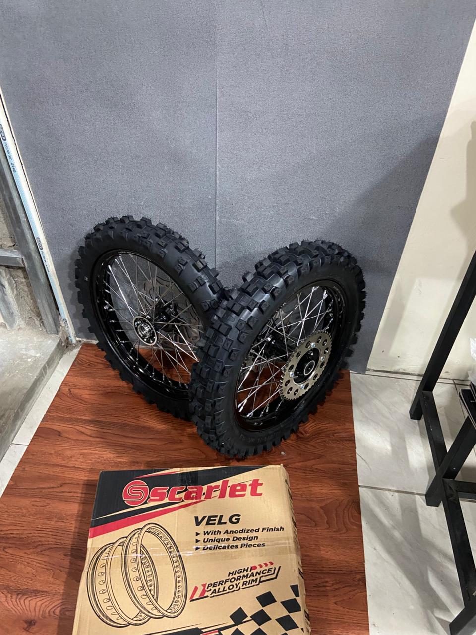 Trabas Rbt Drum Klx Package Scarlet Rims 160/185 Cheap New Tires Giá 2,750,000 Đồng*Miễn phí vận chuyển