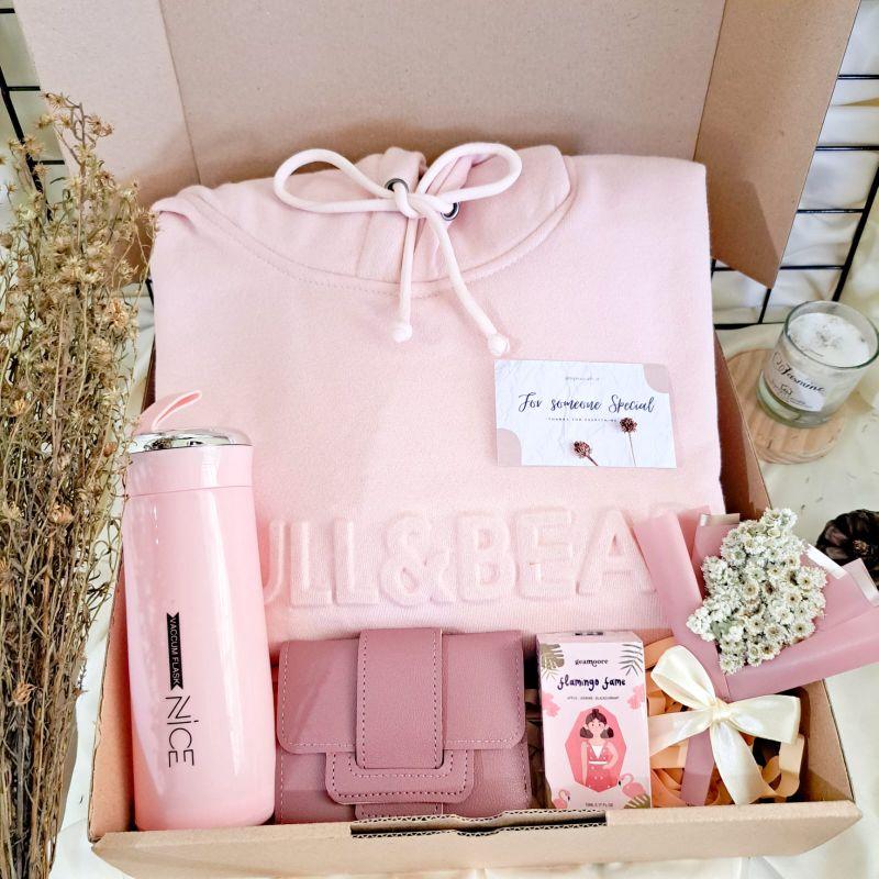 Hampers Sweater Hoodie hadiah box Hampers special Cewek / Kado Cewek Special / BISA TERMURAH