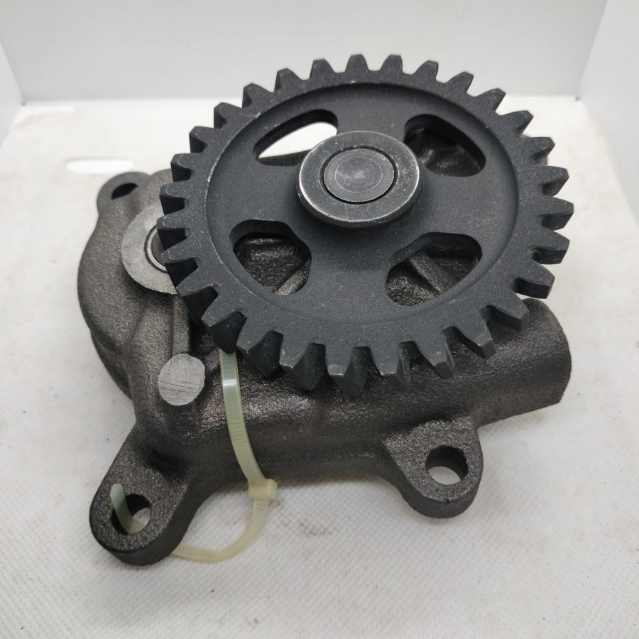 SPARE PART OIL PUMP ASSY POMPA OLI ISUZU GIGA FVZ FVM FVR 6HK1 OEM JAPAN PN: 8-94390414-0 Harga 1,365,000 Ringgit*Penghantaran Percuma